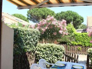 Charmant pavillon avec mezzanine, piscine et terrasse - 300m de la plage à Gruissan - FR-1-229-54