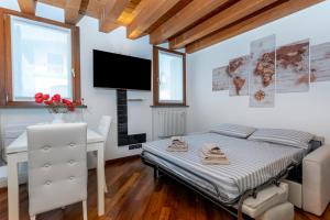 GuestHost - New Ride Palmanova Apartment