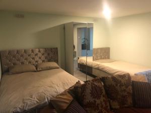 Treetops flat4 Hall Green B28