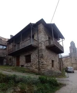 Casa de Abril 2 - Odollo