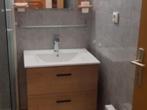 Appartement cosy 4 pers avec balcon et WIFI au pied des pistes - FR-1-508-123