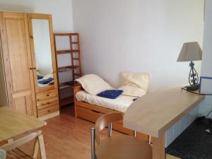 Joli studio meublé + parking en sous sol