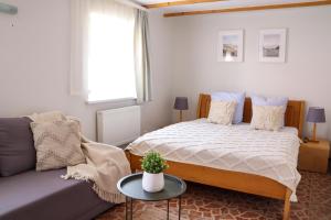 Laguna Self Check-in