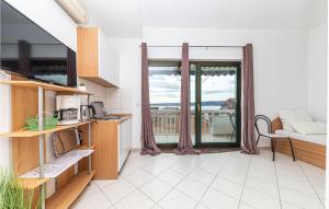 Amazing Apartment In Kastel Stafilic