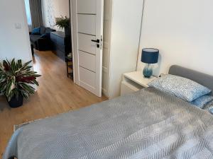 Apartament w ZIELONEJ OKOLICY z TARASEM