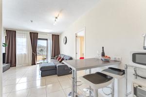 Two bedroom Paraiso