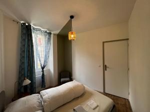 Appartements Charmant 2 pieces avec terrasse proche centre ville - Parking Gratuit a proximite : photos des chambres