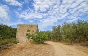 Maisons de vacances Amazing home in Feliceto with 1 Bedrooms, Private swimming pool and Outdoor swimming pool : photos des chambres