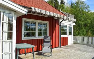 3 Bedroom Beautiful Home In Tenhult