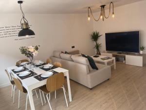 Las Terrazas de Güeli 6 pax WiFi - GARAJE - Vistas - VUT-3391-AS