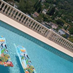 Villas Chambres 40 euros par personnes 40 mn ski GREOLIERE 20 mn cannes : photos des chambres