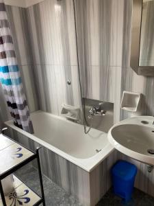 Anzolo Palace - Rooms & Apartments