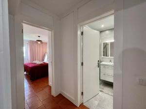 Armação De Pêra Brightness 2 With Pool by Homing