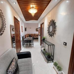 Appartement avec terrasse au cœur du centre-ville de Rabat