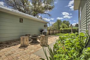 Walkable Ten Sleep House w Patio & Sunroom!