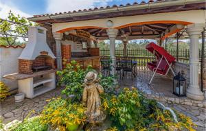 Stunning Apartment In Medulin With Wifi