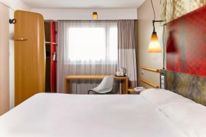 Hotels ibis Bordeaux Centre - Gare Saint-Jean : photos des chambres