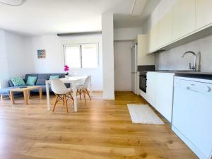 Piso ESPACIOSO vistas al MAR a 100 metros de PLAYA