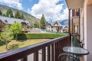 PIRENNE - Montcorbau