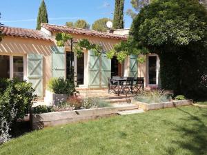 Maisons de vacances Villa agreable et calme - Proche Aix en Provence : photos des chambres
