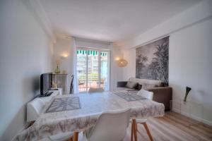 IMMOGROOM - Spacious 3-room apartment - Garage - Terrace - Air conditioning