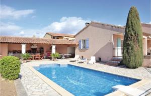Nice Home In Valreas With 4 Bedrooms, Wifi And Outdoor Swimming Pool