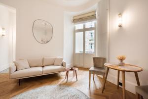 Premium Warsaw Center Studio by BookingHost