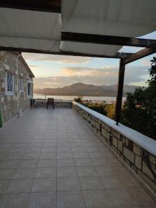 House with Unique View