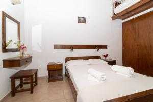 Ilias Apartments