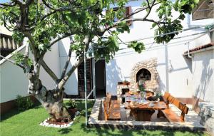 Amazing Home In Polje With Wifi