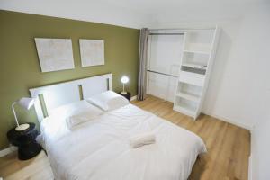 Appartements Appart'Hotel Le Bright Evry- 4 Chambres Design : photos des chambres