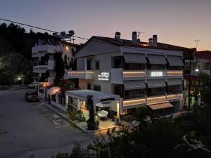 Haus Niko Apartments and Suites
