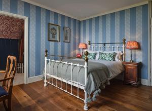 Classic Double Room room in Old Bell Hotel