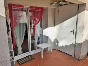 Appartements Au doux refuge, charmant T2 bis, parking gratuit, proche thermes, 6 personnes : photos des chambres