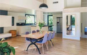 3 Bedroom Gorgeous Home In Giens