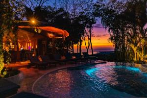 Selva Armonia Immersive Jungle Resort, Uvita