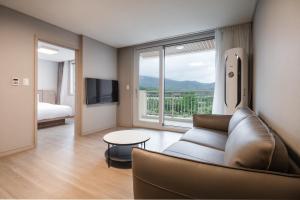 Kumho Seorak Resort