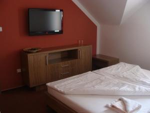 Quadruple Room with Bathroom room in Wellness Hotel Hukvaldy