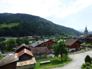Appartements Grand Bornand : appartement 6 pers avec balcon au coeur du village - FR-1-458-167 : photos des chambres