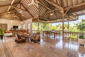 5bd Moroccan style luxury Villa in the heart of Canggu
