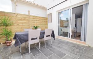 Amazing Home In Aleria With Wifi - 3hvězdičkové hotely ve městě Aléria