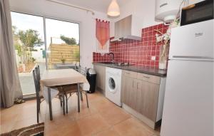 Maisons de vacances Amazing Home In Aleria With Wifi : photos des chambres