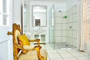 Die Tuishuise & Victoria Manor