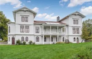 Nice Apartment In Tranås - Kvarnarp