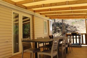 Campings Le Domaine des Pins : photos des chambres