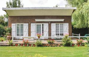 Maisons de vacances Awesome home in Dimont with 2 Bedrooms and WiFi : photos des chambres