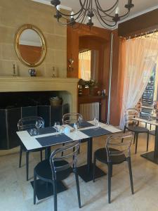 Hotels Le Cygne : photos des chambres