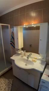 Aristoteles Apartments