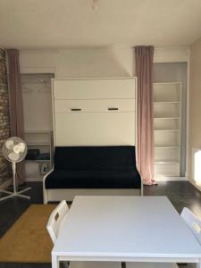 Appartements L'INTEMPOREL - A 300m de la gare de Tours : photos des chambres