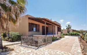 4 Bedroom Cozy Home In Custonaci